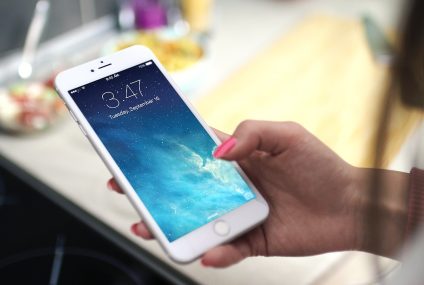 يا والدي لا تغترن بنعمة.. فالعمر ينفد والنعيم يزول. يا والدي لا تغترن بنعمة.. فالعمر ينفد والنعيم يزول.